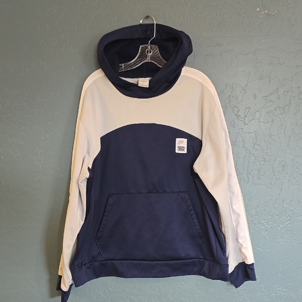 VTG Nike Force Navy and White Men's Hoodie